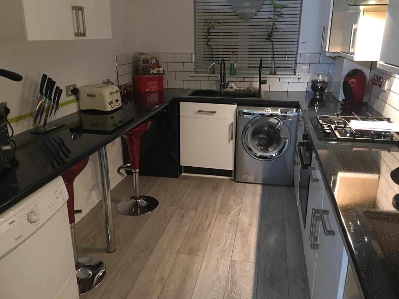 139 Breckside Park B&B Liverpool Buitenkant foto
